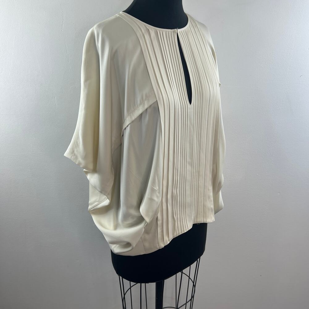 DVF Diane Von Furstenberg Ivory Pleated Blouse Silk Keyhole Neck Size M Medium - Picture 3 of 11